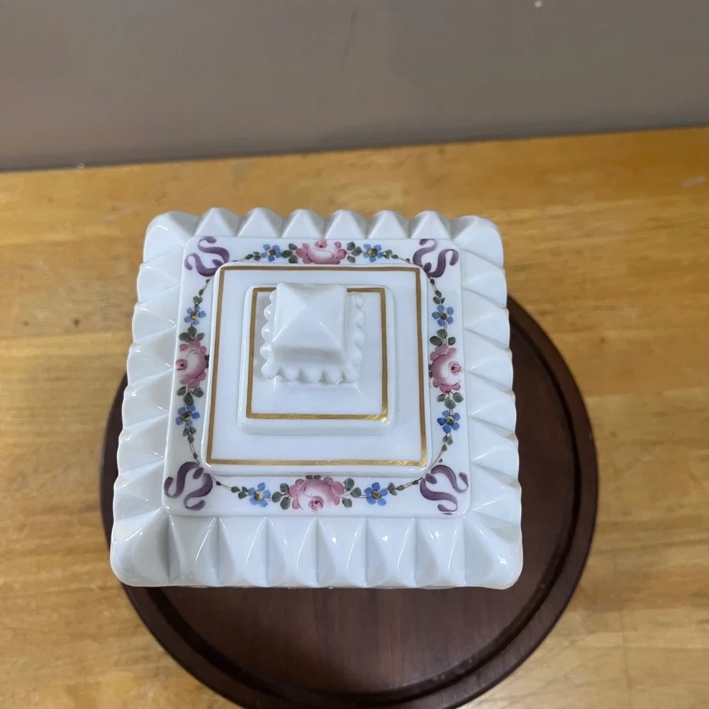 Vtg Westmoreland Milk Glass Pedestal Candy Dish Hand Painted Roses Gold Trim 10